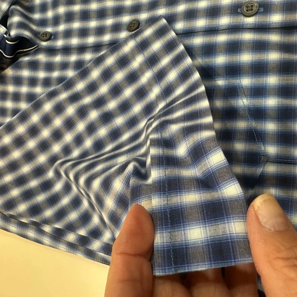 BANANA REPUBLIC Blue and White Checkered Casual Button Down Shirt 2 Pocket SZ L - Picture 7 of 8